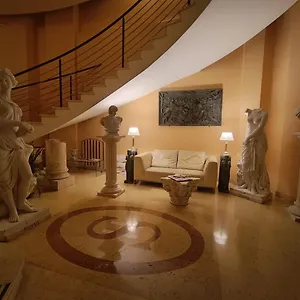 4* Hotel Seccy Boutique Art & Museum