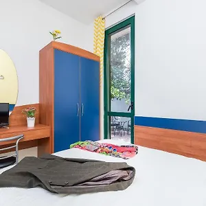 2* Hotel La